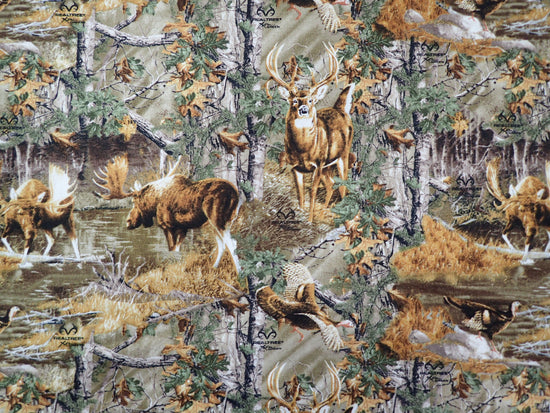 PRINT CONCEPTS REAL TREE WOODS WITH ANIMALS