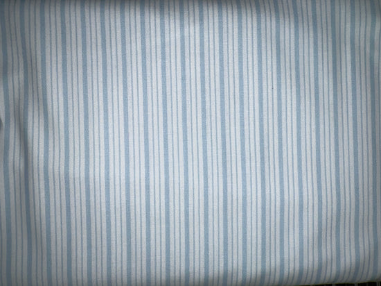 Free Spirit Little House Simple Stripe Frost